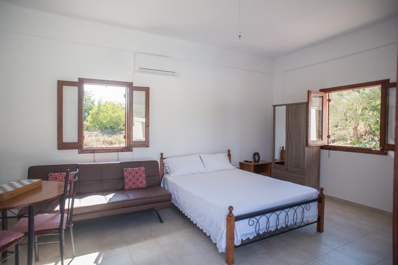 منزل الضيف Pano Akourdalia  في Chloe'S House المظهر الخارجي الصورة