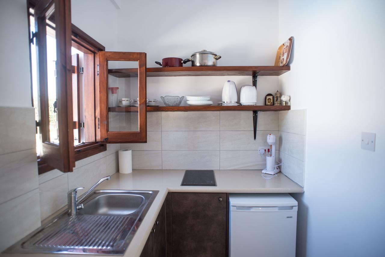 منزل الضيف Pano Akourdalia  في Chloe'S House المظهر الخارجي الصورة