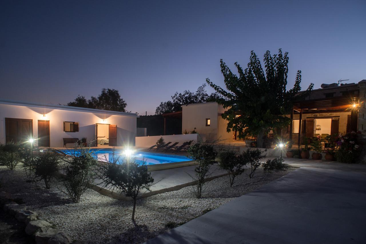 منزل الضيف Pano Akourdalia  في Chloe'S House المظهر الخارجي الصورة