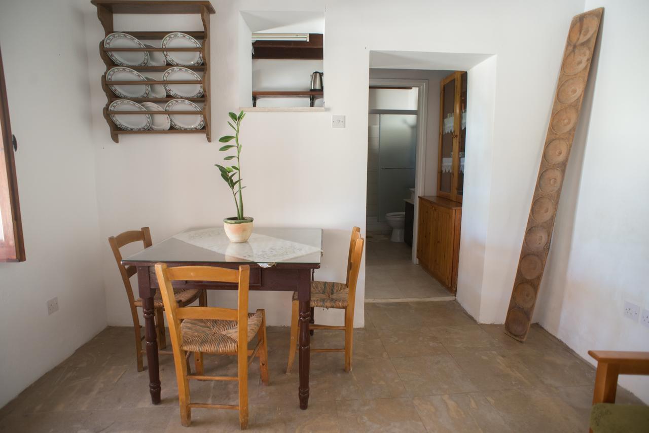 منزل الضيف Pano Akourdalia  في Chloe'S House المظهر الخارجي الصورة